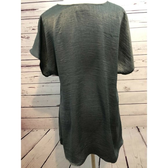 Show‎ Me Your Mumu Shirt size Small Tunic Green - Picture 2 of 7